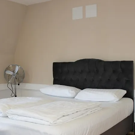 Deluxe Urban Stay Linz Exterior photo